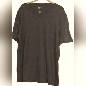 Tee Shirt. Men's. Soft And Comfortable.